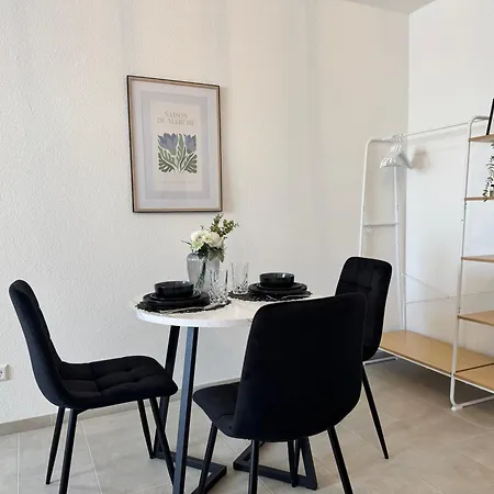 Apartment Feel Like 2